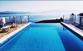 Villa Sunrise With Sea View